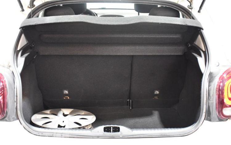 CITROEN C3 BLANC EY-601-GQ