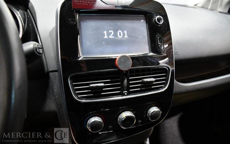 RENAULT CLIO 0.9 TCE 75CH ENERGY LIMITED BLANC EY-681-RZ