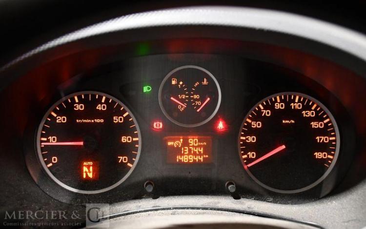 CITROEN BERLINGO TAILLE XL CLUB BLUEHDI S&S 100CH ETG6
 JAUNE EY-723-BZ