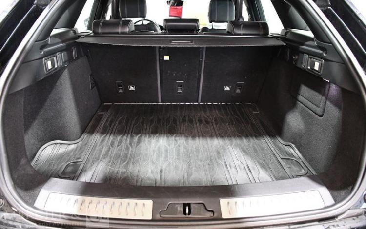 LAND ROVER VELAR 2,0 D240 R-DYNAMIC S AWD BVA NOIR EY-904-ZX