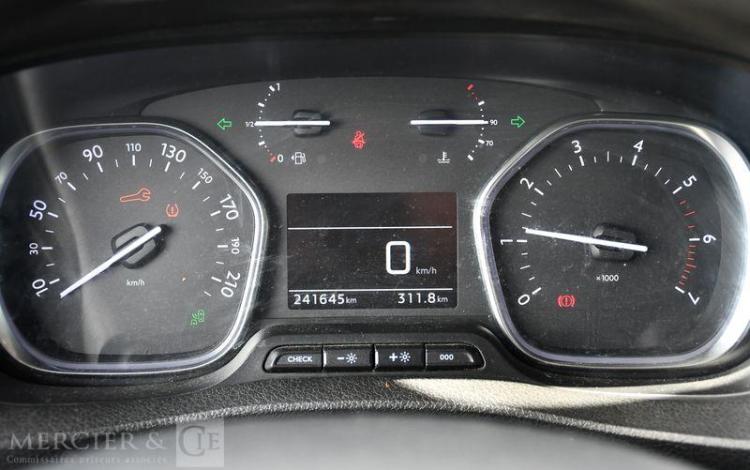 PEUGEOT EXPERT BLEU FA-604-WN