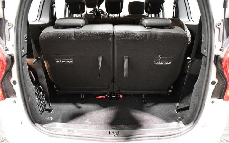 DACIA LODGY STEPWAY 1.5 BLUEDCI 115ch BLANC FC-305-EK