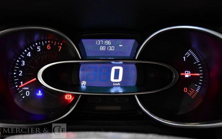 RENAULT CLIO 0.9 TCE 90 ENERGY LIMITED GRIS FD-104-LT