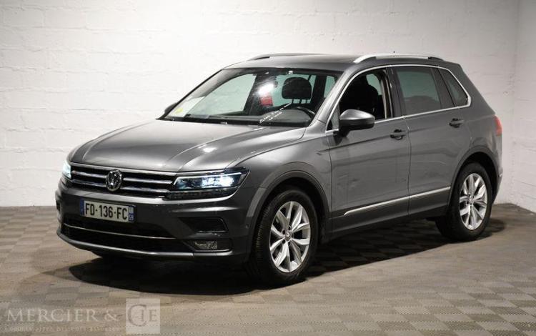 VOLKSWAGEN TIGUAN 2.0 TDI 150ch BLUEMOTION CARAT GRIS FD-136-FC