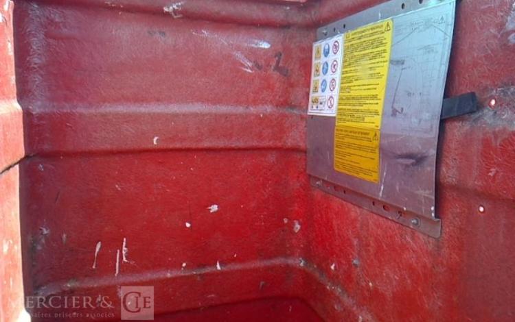 IVECO 35-120  NACELLE  SUR VL GSR 169TR 16M  2736H AN2019 ROUGE FD-340-QA