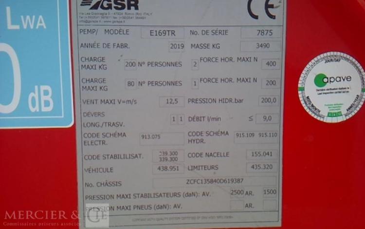 IVECO 35-120  NACELLE  SUR VL GSR 169TR 16M  2736H AN2019 ROUGE FD-340-QA