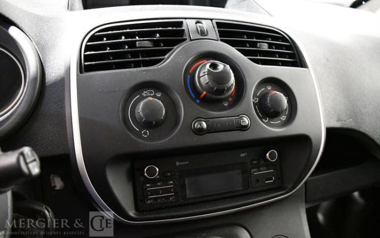RENAULT KANGOO COMPACT 1.5 DCI 75ch GRAND-CONFORT BLANC FD-469-ZE
