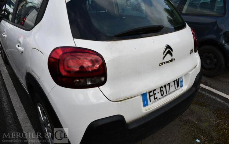 CITROEN C3 SOCIETE 1.5 BLUEHDI 100ch FEEL BLANC FE-617-TW