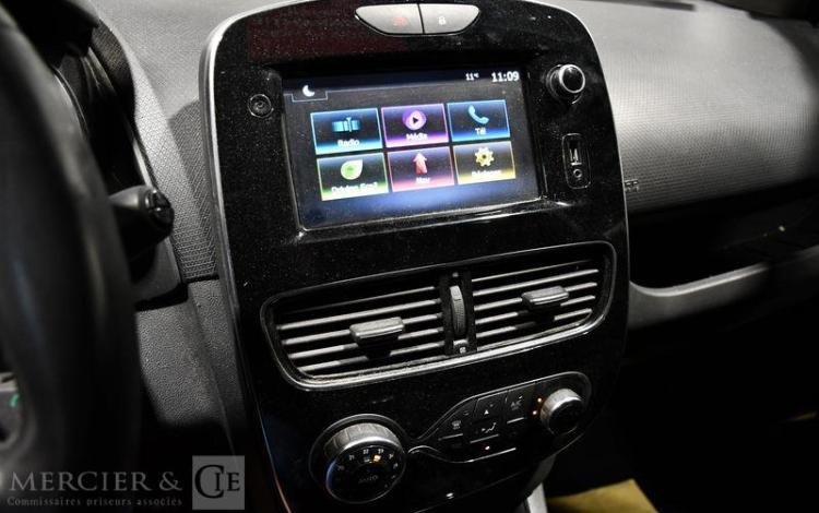 RENAULT CLIO IV ESTATE 1.5 DCI 90ch INTENS GRIS FE-656-WJ