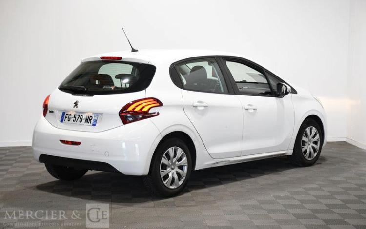 PEUGEOT 208 ACTIVE PURETECH 82CH S&S BVM5
 BLANC FG-579-NR