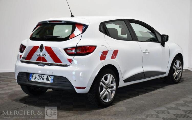 RENAULT CLIO IV SOCIETE 1.5 DCI 75ch BUSINESS BLANC FJ-024-AC