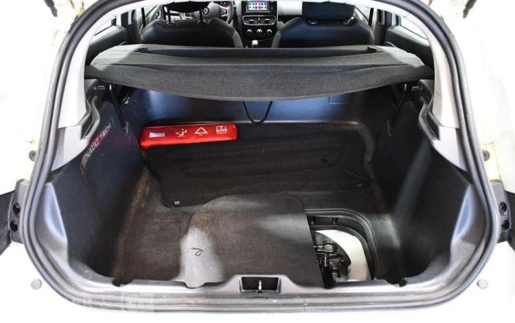 RENAULT CLIO IV SOCIETE 1.5 DCI 75ch BUSINESS BLANC FJ-024-AC