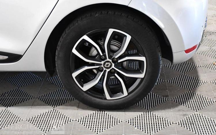 RENAULT CLIO IV 0.9 TCE 90ch INTENS GRIS FJ-324-FG