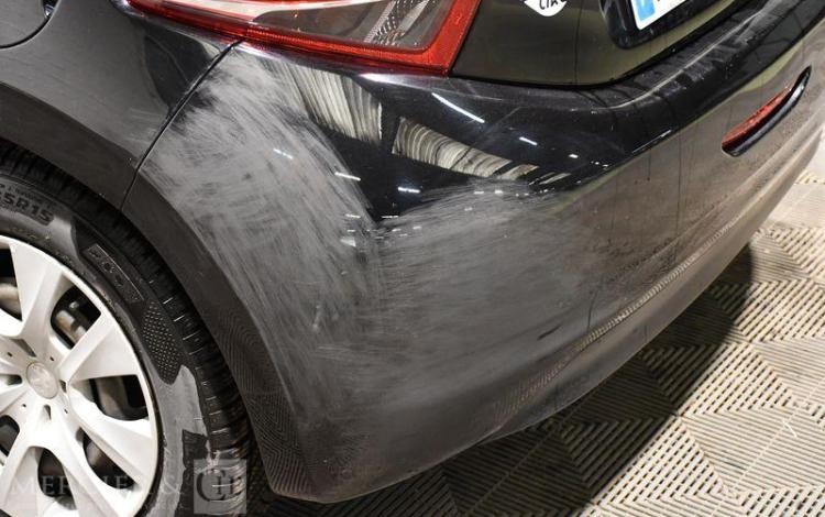 PEUGEOT 208 1,2 PURE TECH 68CH NOIR FJ-339-WC