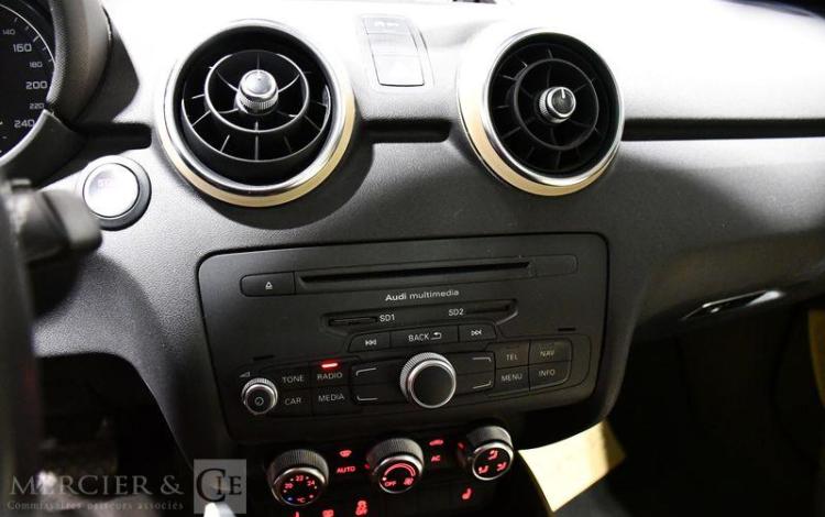 AUDI A1 1,4 TFSI 122 AMBITION MARRON FJ-796-YR