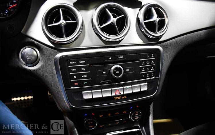 MERCEDES GLA 2.2 220 CDI 170ch FASCINATION 7G-DCT GRIS FK-157-EW