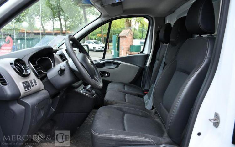 RENAULT TRAFIC 1.6 DCI 120ch 1T0 L1H1 GRAND-CONFORT BLANC FL-033-EJ