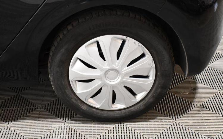 PEUGEOT 208 1,2 PURETECH 82 ACTIVE NOIR FM-288-DS