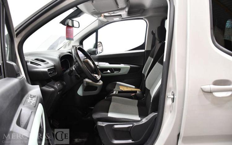CITROEN BERLINGO COMBI 1,5 BLUE HDI 130 M L1 SHINE START-STOP GRIS FM-726-QJ