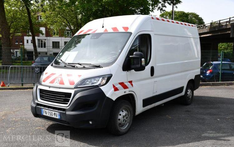 PEUGEOT BOXER FOURGON 335 2.0 BLUEHDI 160 L2H2 FT PREMIUM PACK BLANC FN-150-MV