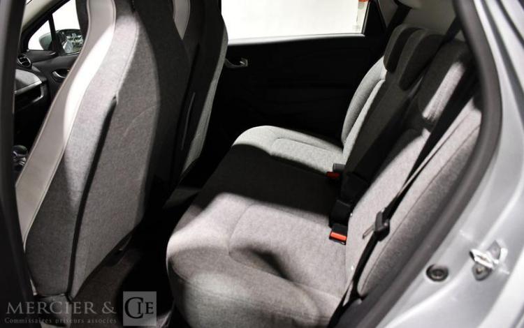 RENAULT ZOE ZEN CHARGE NORMALE R110 ACHAT INTEGRAL GRIS FN-210-VV