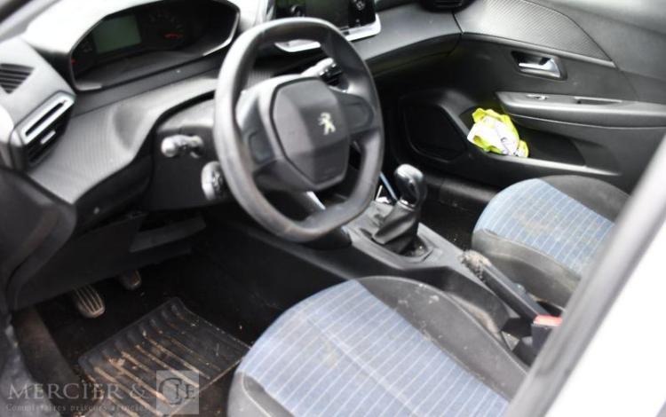 PEUGEOT 208 LIKE PURE TECH 75 BLANC FN-710-HH