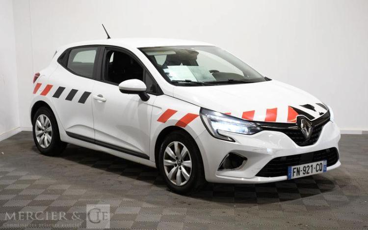 RENAULT CLIO V SOCIETE 1.5 BLUEDCI 85ch AIR NAVI BLANC FN-921-CQ