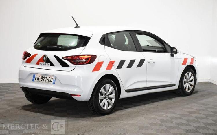 RENAULT CLIO V SOCIETE 1.5 BLUEDCI 85ch AIR NAVI BLANC FN-921-CQ