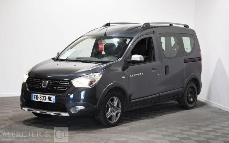 DACIA DOKKER STEPWAY BLUE DCI 95 BLEU FQ-833-NC