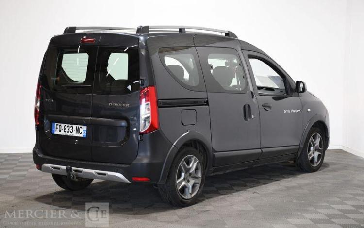 DACIA DOKKER STEPWAY BLUE DCI 95 BLEU FQ-833-NC