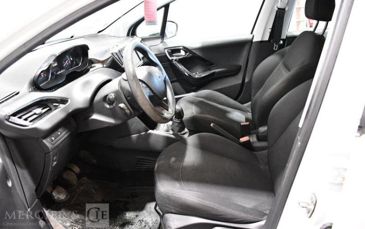 PEUGEOT 208 AFF 100CH PREMIUM PACK BLANC FR-043-MT