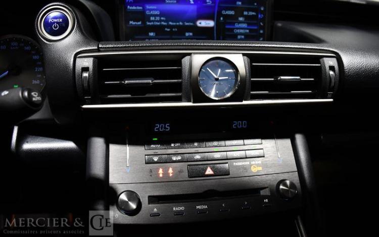 LEXUS IS 300 H 223H 180 HEV 1.6KWH LUXE BVA GRIS FR-265-GC