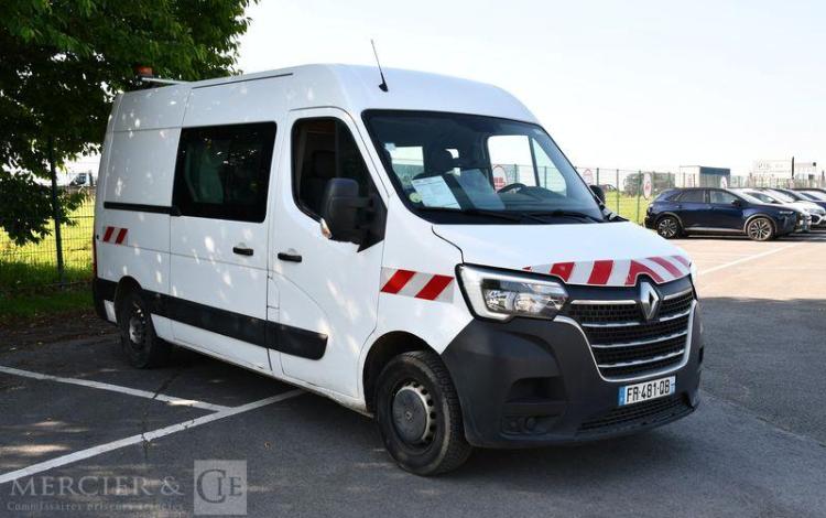 RENAULT MASTER CA GD CFT F3500 L2H2 DCI 135 BLANC FR-481-QB
