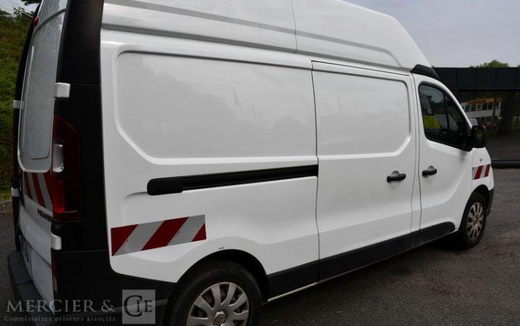 RENAULT TRAFIC 2.0 DCI 145ch 1T2 L2H2 GRAND-CONFORT BLANC FS-790-MH