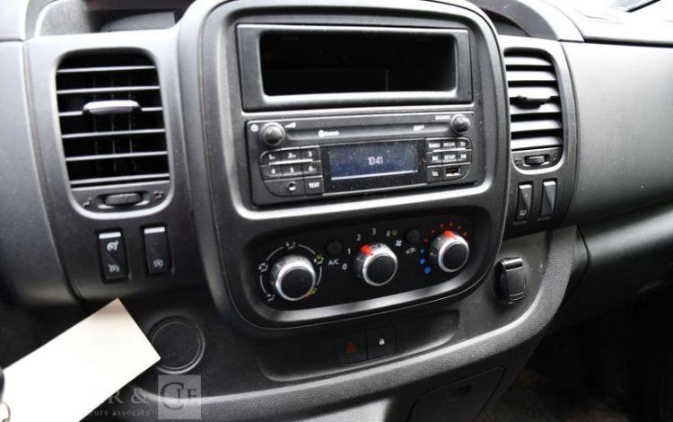 RENAULT TRAFIC 2.0 DCI 145ch 1T2 L2H2 GRAND-CONFORT BLANC FS-790-MH