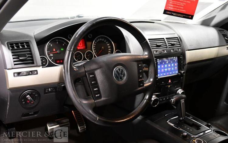 VOLKSWAGEN TOUAREG V6 TDI NOIR FT-037-ZX