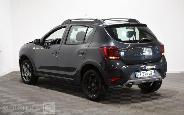 DACIA SANDERO STEPWAY 0.9 TCE 90ch NOIR FT-313-JY