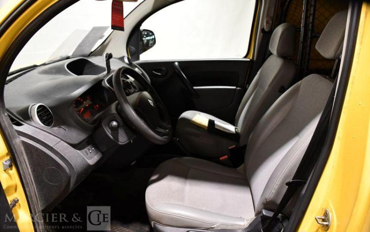 RENAULT KANGOO EXPRESS BLUE DCI 80CH S&S
 JAUNE FT-916-WJ