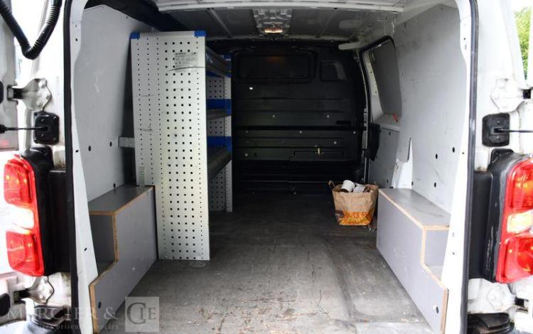 PEUGEOT EXPERT ASPHALT STANDARD 2,0 BLUEHDI BLANC FV-901-VP