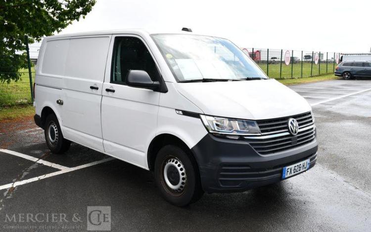 VOLKSWAGEN T6 BLANC FX-626-HJ