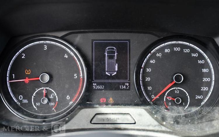 VOLKSWAGEN T6 BLANC FX-626-HJ