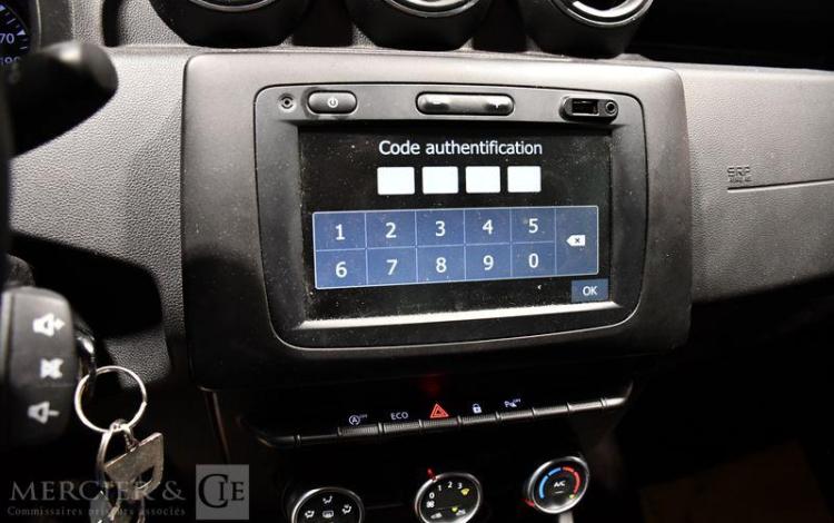 DACIA DUSTER TCE 130 FAP 4X2 E6U CONFORT BLANC FX-970-RT
