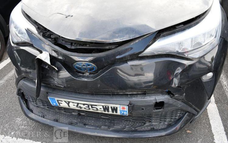 TOYOTA C-HR 1.8 HSD 122ch MHEV EDITION E-CVT NOIR FY-435-WW