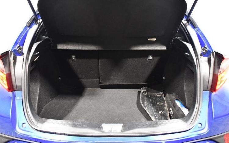 TOYOTA C-HR 1.8 HSD 122ch MHEV DYNAMIC E-CVT BLEU FY-563-FA