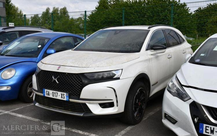 DS DS7 CROSSBACK 2.0 BLUEHDI 180ch PERFORMANCE LINE PLUS BVA BLANC GA-017-XS