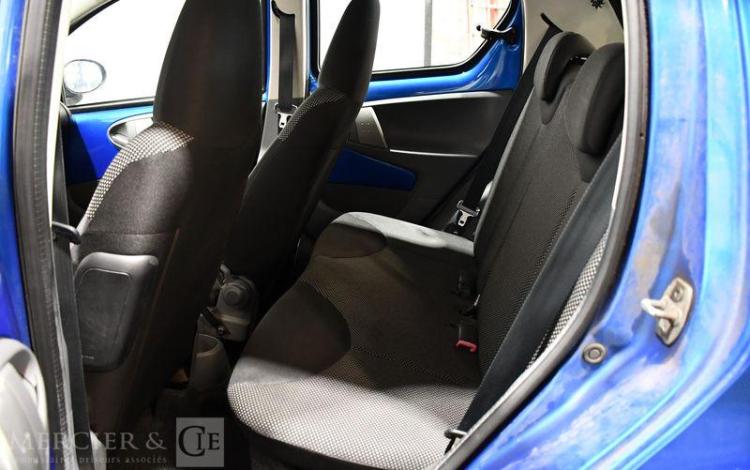 TOYOTA AYGO 1.4 D 55 LES-BLEUS  GB-789-KN