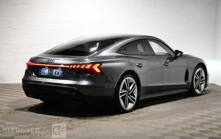 AUDI GT E-TRON GRIS GC-122-KW