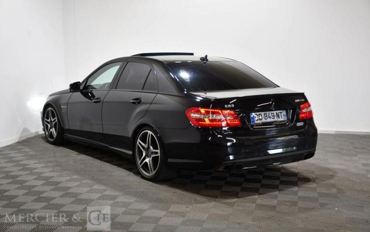MERCEDES CLASSE E AMG NOIR GD-849-NT