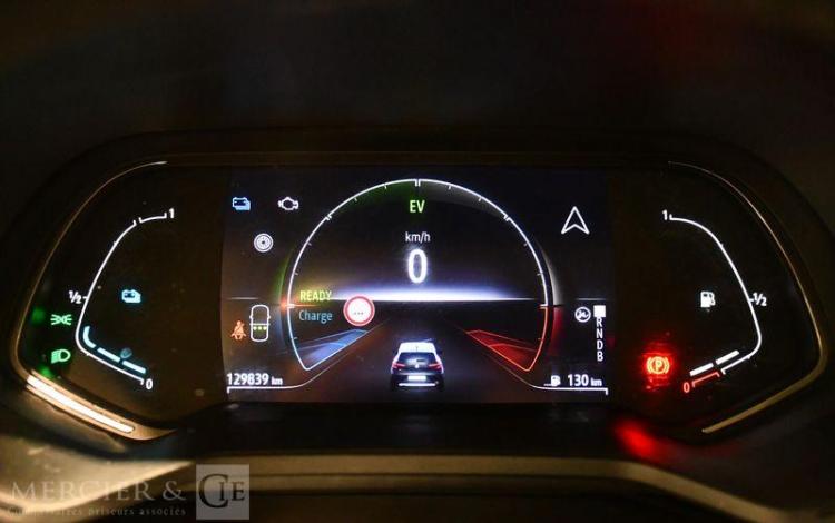 RENAULT CLIO V 1.6 E-TECH 140ch MHEV BUSINESS BVA NOIRE GE-660-GB
