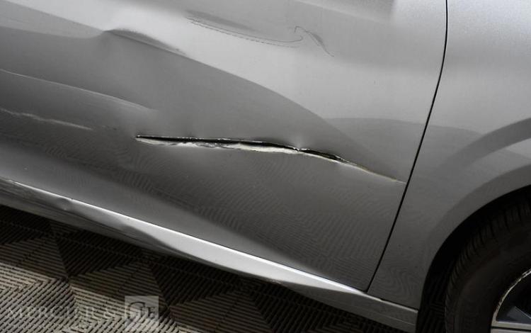 PEUGEOT 208 ALLURE PACK PURE TECH 100 GRIS GF-065-NG
